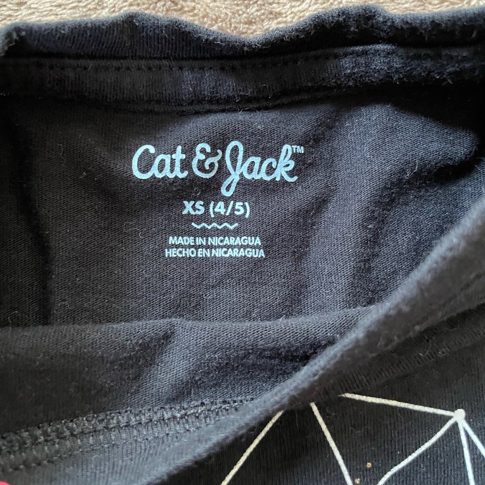2 long sleeve bundle - Picture 2 of 3